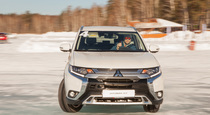 Тест драйв Mitsubishi Outlander GT  ввинчиваемся в поворот