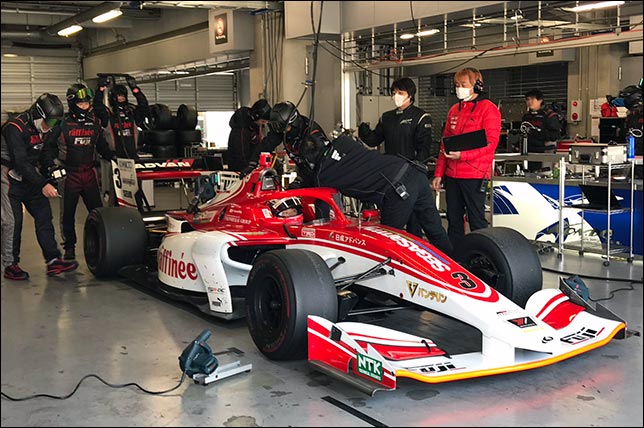 В Фудзи проходят тесты серии Super Formula