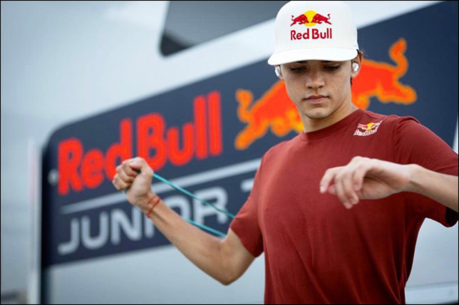 Себастьян Монтойя вошёл в молодёжную академию Red Bull
