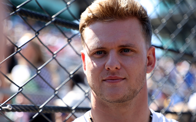 Мик Шумахер впервые примет участие в тестах IndyCar
