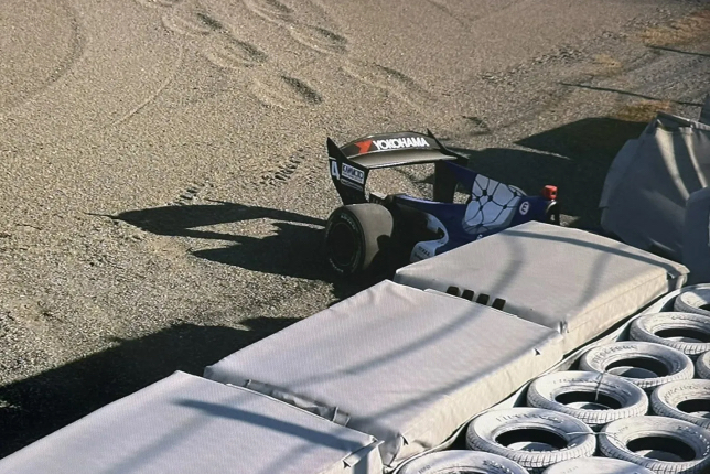 Дуэн трижды разбил машину за три дня тестов в Японии