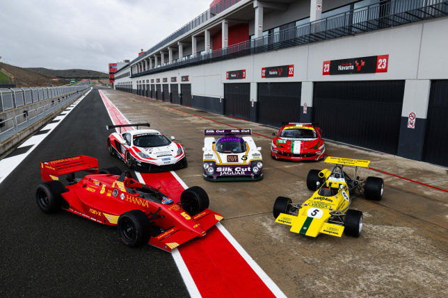 Зак Браун погонял на машинах из своей коллекции