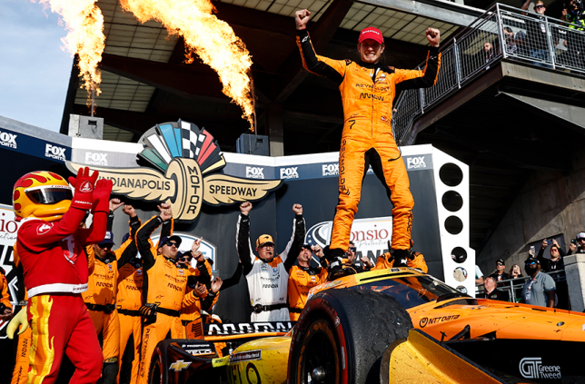 IndyCar: Кристиан Лундгард добыл победу для McLaren