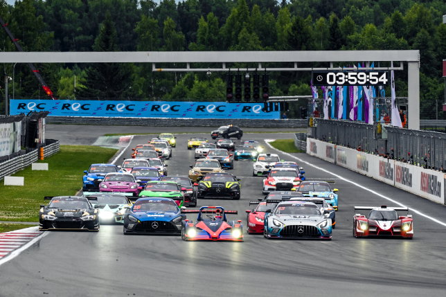 REC: Алешин и Ременяко выиграли гонку на Moscow Raceway
