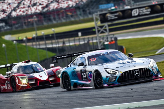 REC: Алешин и Ременяко выиграли гонку на Moscow Raceway
