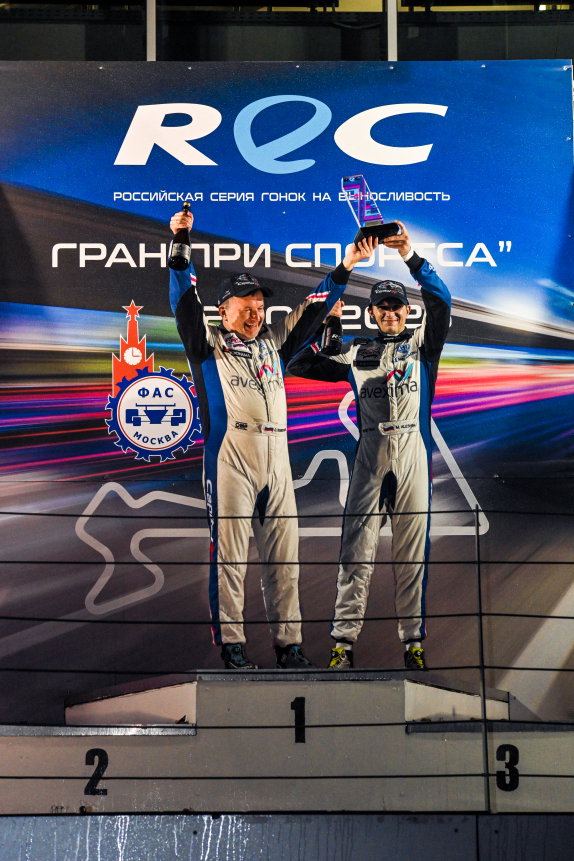 REC: Алешин и Ременяко выиграли гонку на Moscow Raceway