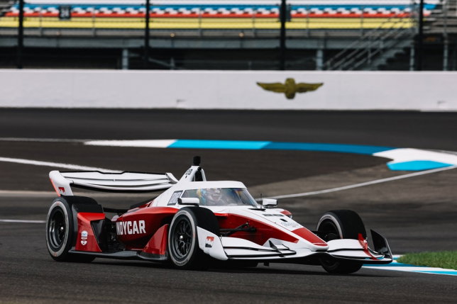 IndyCar: Первые тесты машины IR-28 проходят успешно
